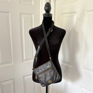 Fossil Vintage Black Leather Crossbody Bag